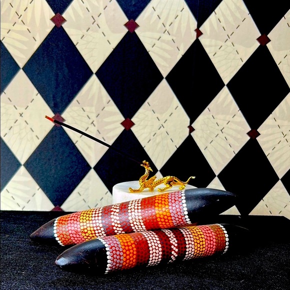 Handcrafted Aboriginal Clapping Sticks – Authentic & Beautifully Made - Picture 10 of 12